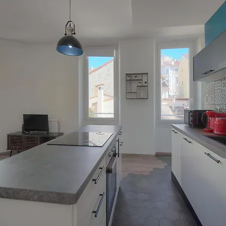 Centre Riviera Escape Bright 2br 70m2 Calm Street Ac Ultrafast Wifi * 戛纳