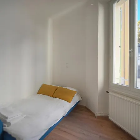 Centre Riviera Escape Bright 2br 70m2 Calm Street Ac Ultrafast Wifi * 戛纳