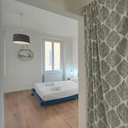 Centre Riviera Escape Bright 2br 70m2 Calm Street Ac Ultrafast Wifi * Cannes