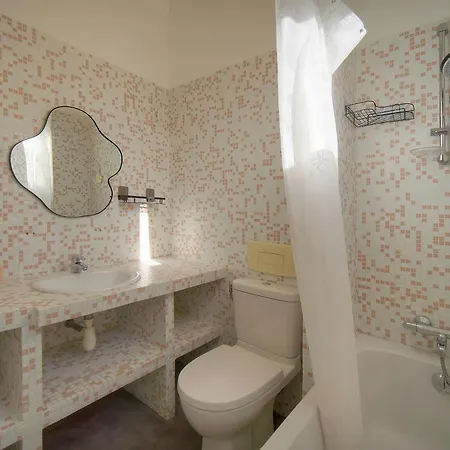Apartamento Off Centre Riviera Escape Bright 2br 70m2 Calm Street Ac Ultrafast Wifi *