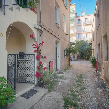 Off Centre Riviera Escape Bright 2br 70m2 Calm Street Ac Ultrafast Wifi Cannes